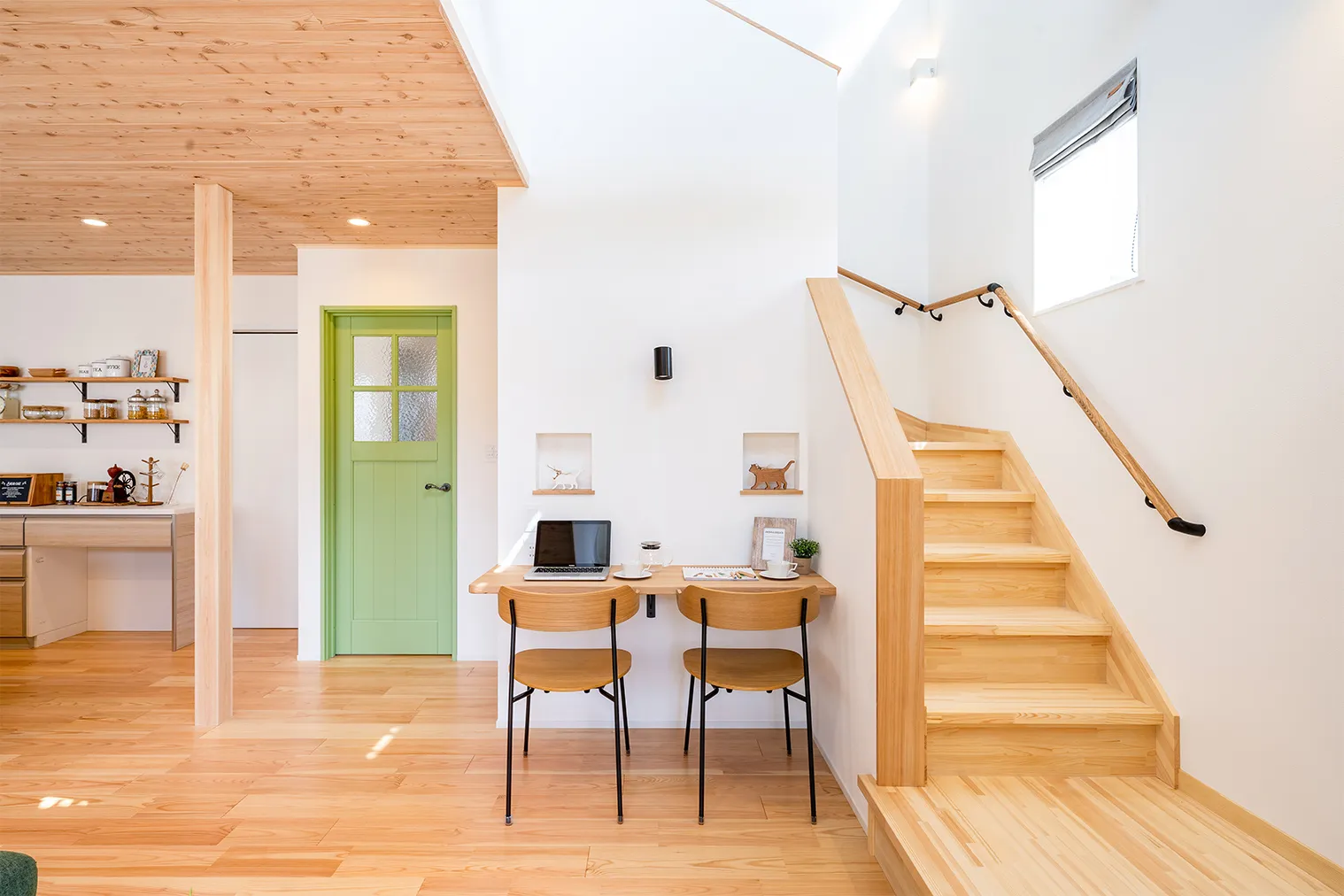 05リビング・スタディコーナー